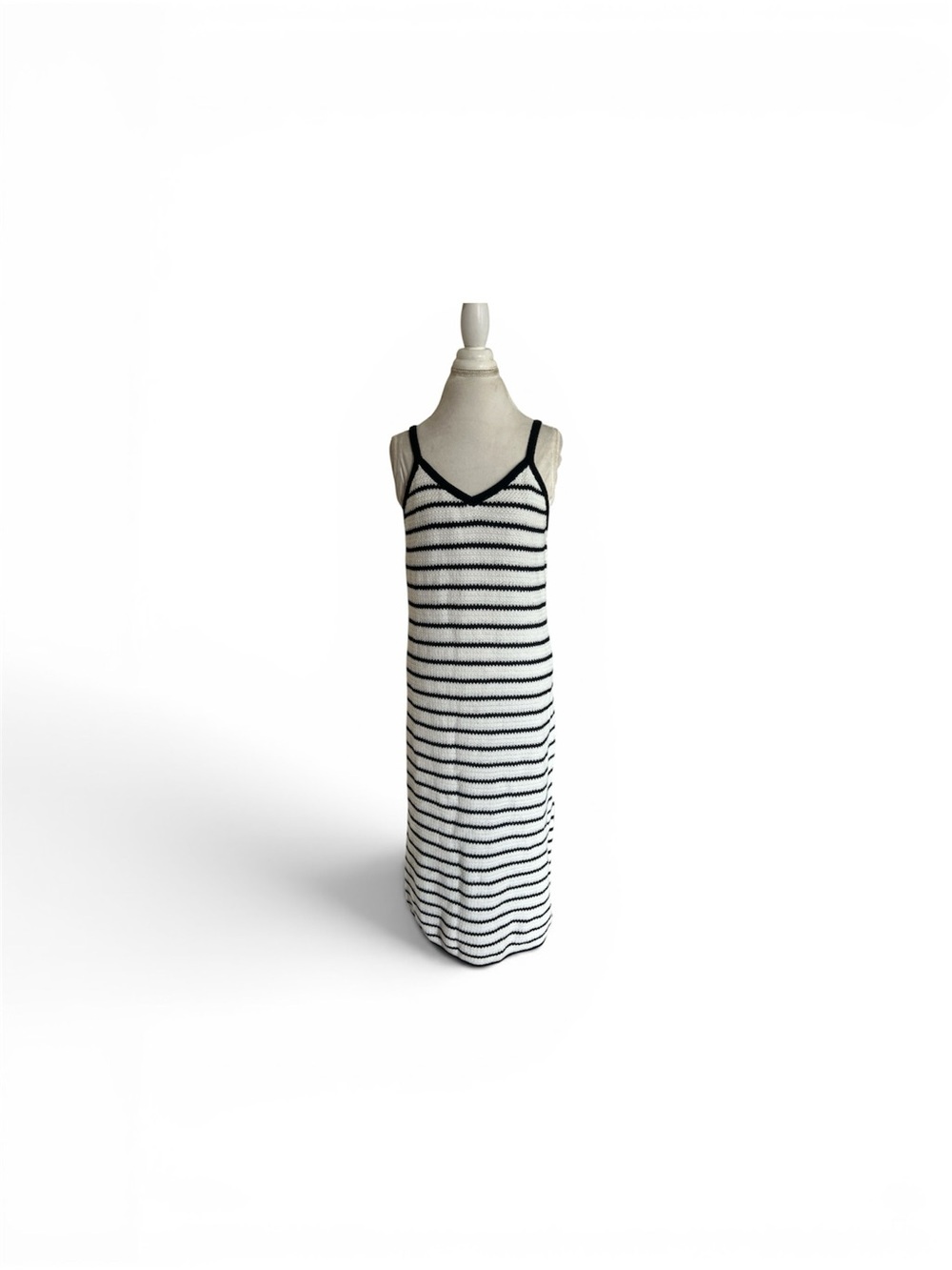 Isabel Maternity by Ingrid & Isabel Black White Striped V-Neck Knit Midi Dress L